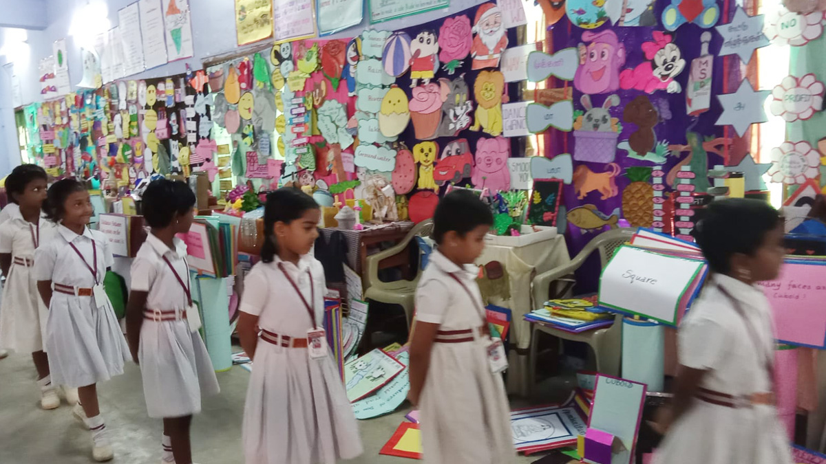 Teaching Aids Exhibition Photo 06